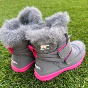Sorel children’s strap snow boot